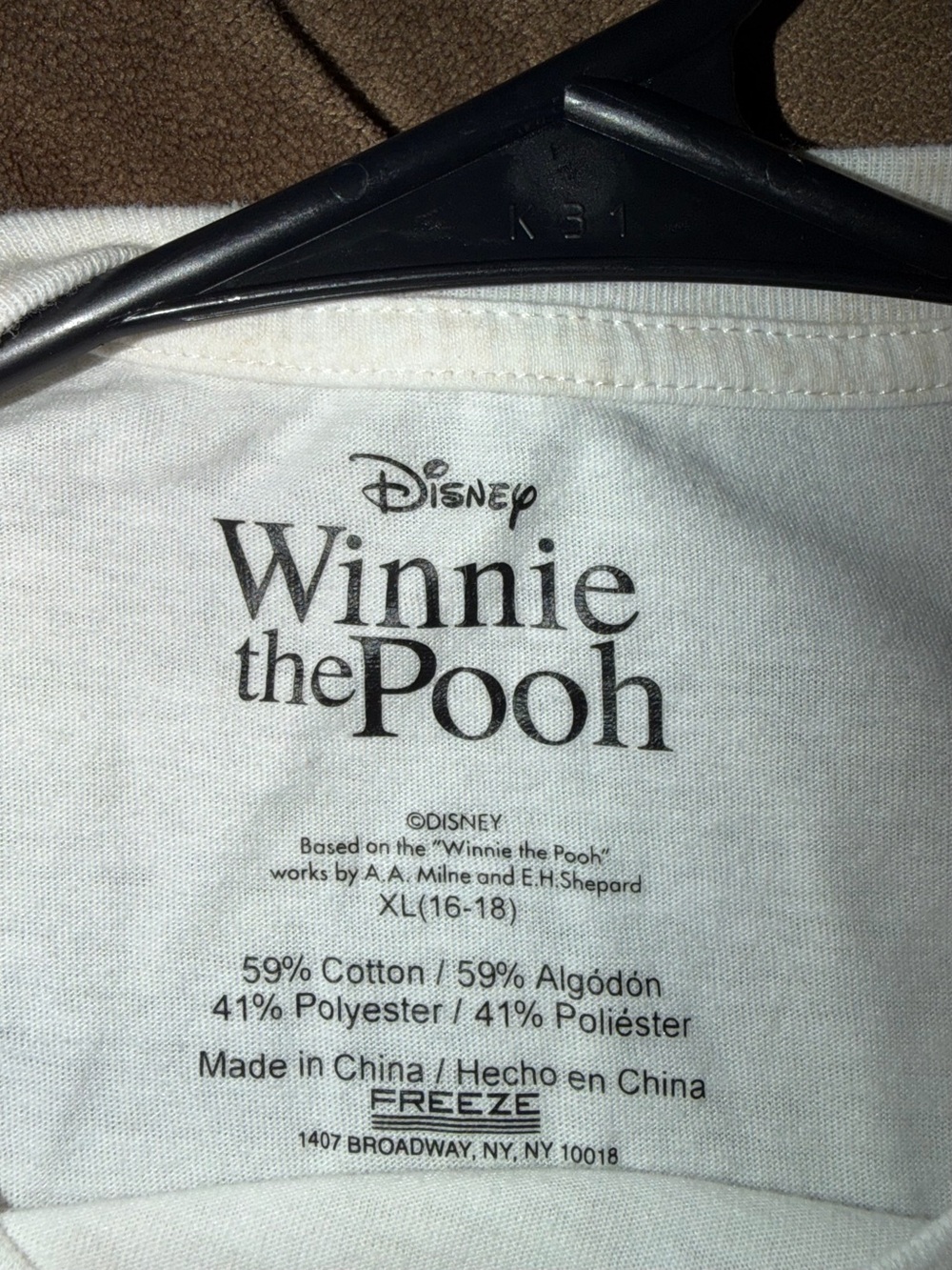 Disney Winnie the Pooh Fresh Peaches Oversized Graphic Tee XL - Picture 3 of 3